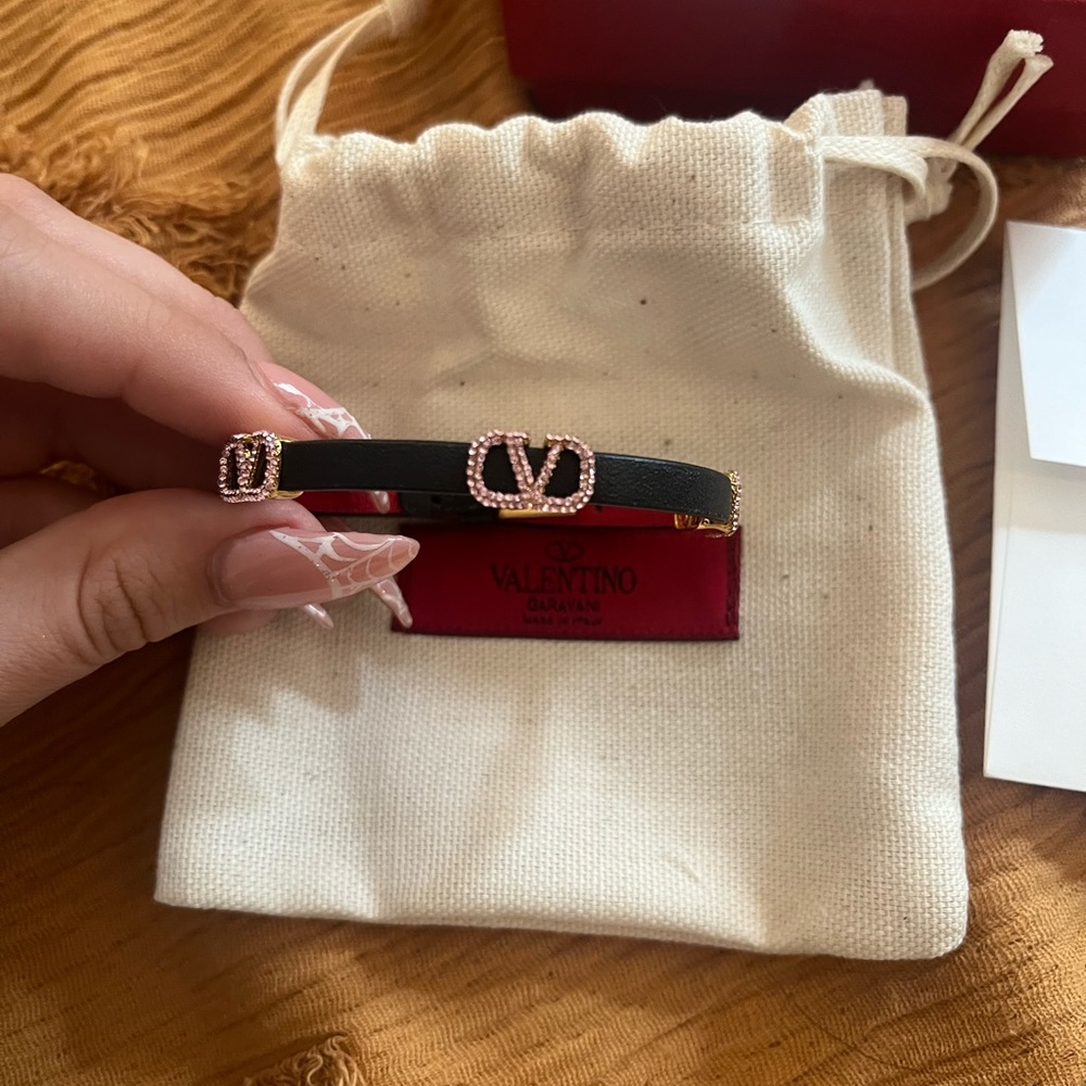 Valentino bracelet - Picture 3 of 5